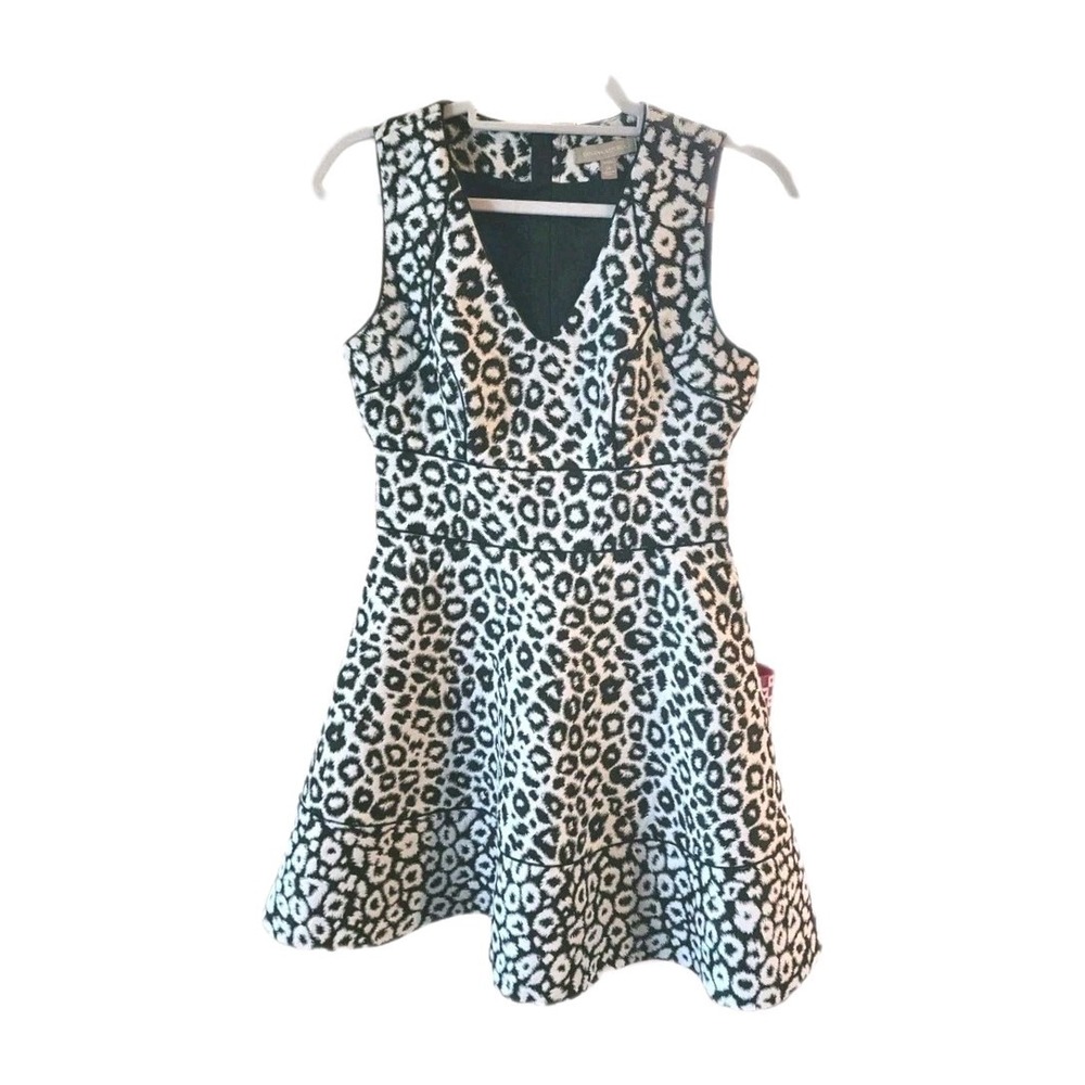 Banana Republic Fit & Flare Dress Womens 2P Leopard Jacquard Party Cocktail Gala